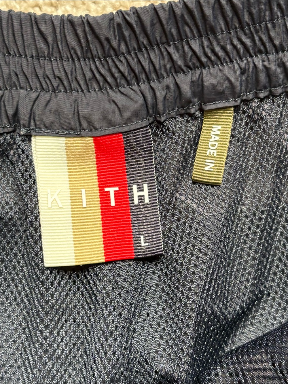 KITH Colorblock Shorts - Picture 4 of 4
